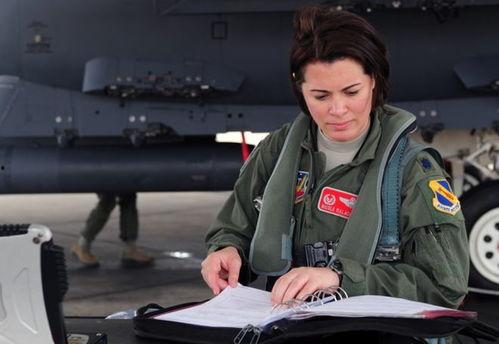 女飞行员,女飞行员的风采与传奇